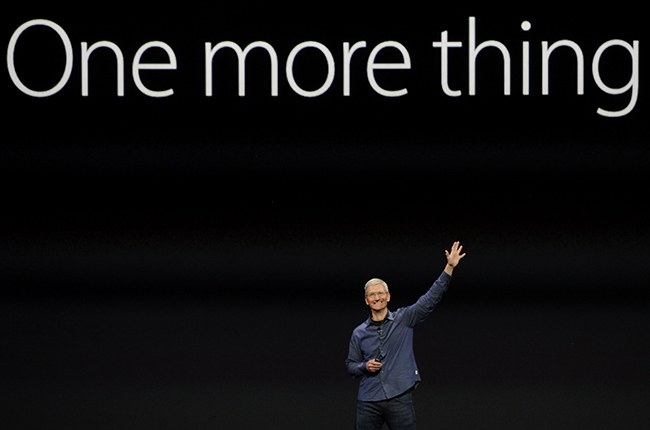 tim-cook-one-more-thing-apple-2014-billboard-650